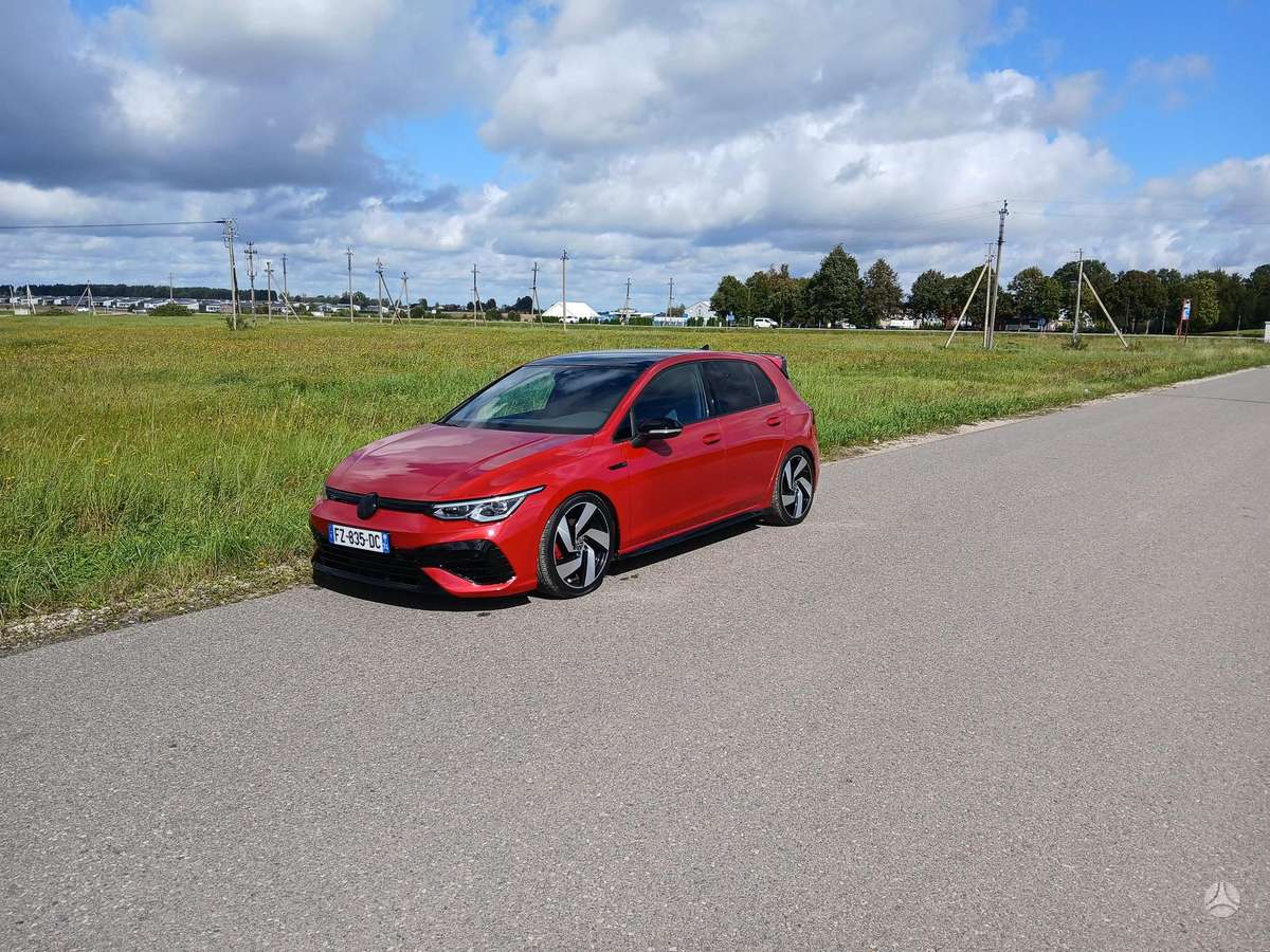 Volkswagen Golf - 7
