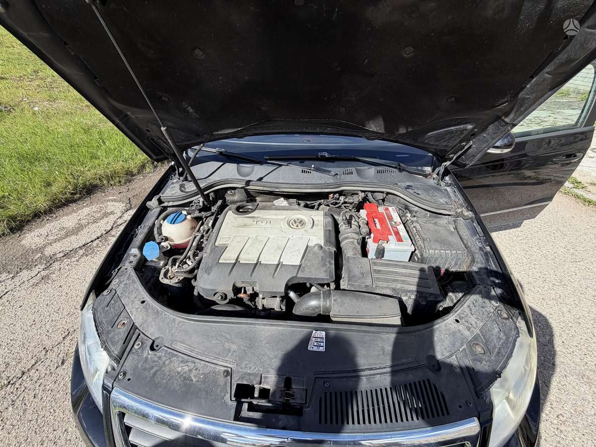Volkswagen Passat - 7