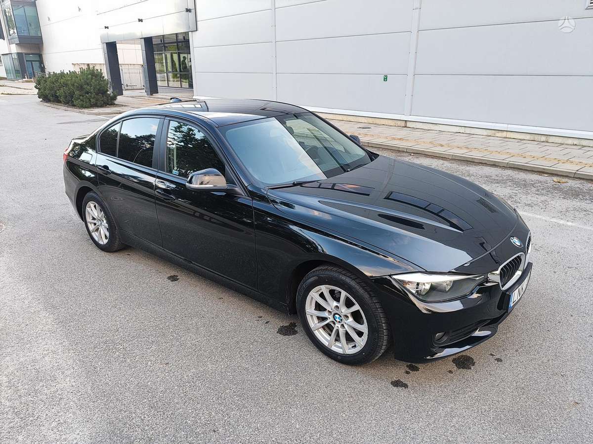 BMW 316, 1.6 l., Седан