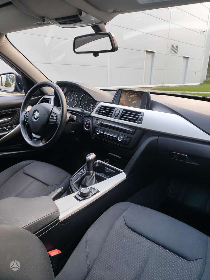 BMW 316, 1.6 l., Седан