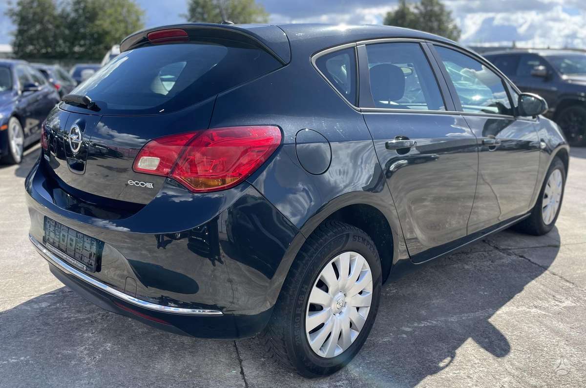 Opel Astra, 1.4 l., Хэтчбек