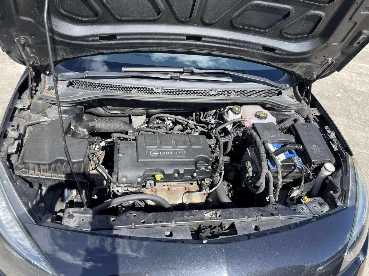 Opel Astra, 1.4 l., hatchback