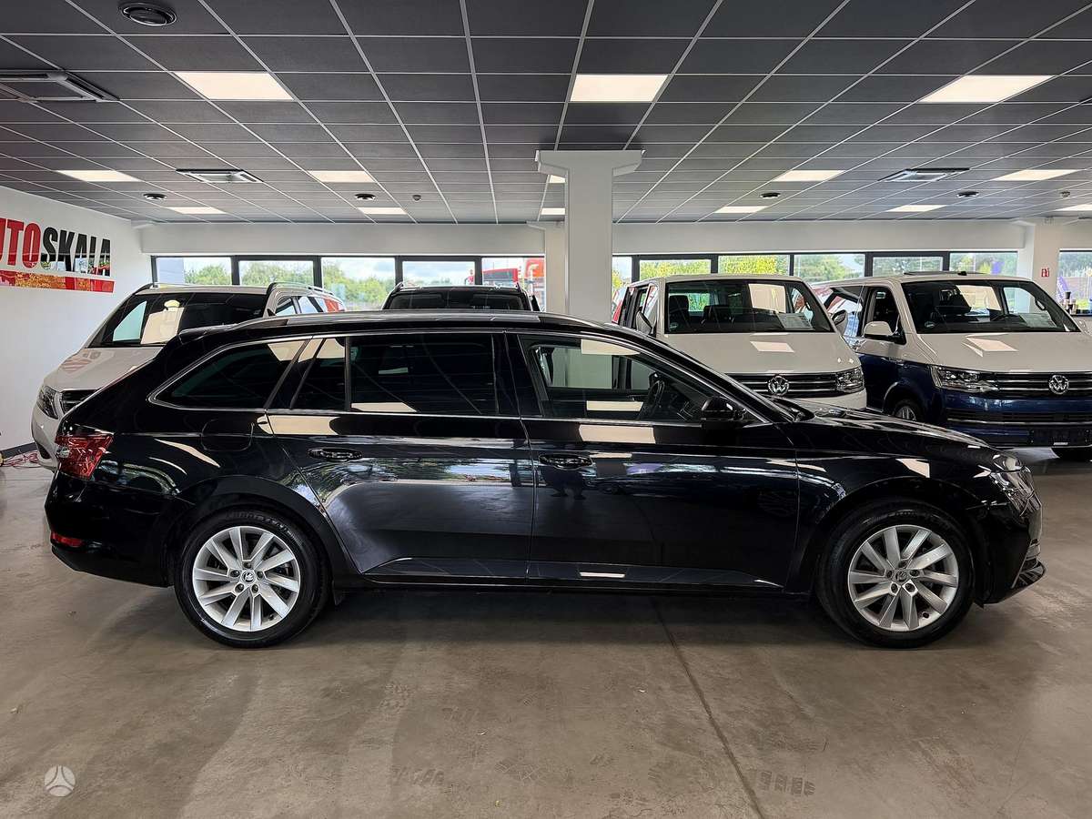 Škoda Superb - 10