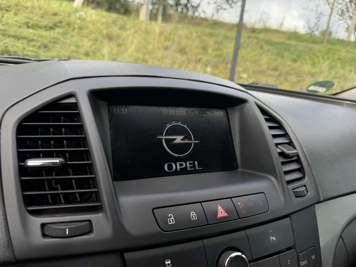 Opel Insignia, 2.0 l., hatchback