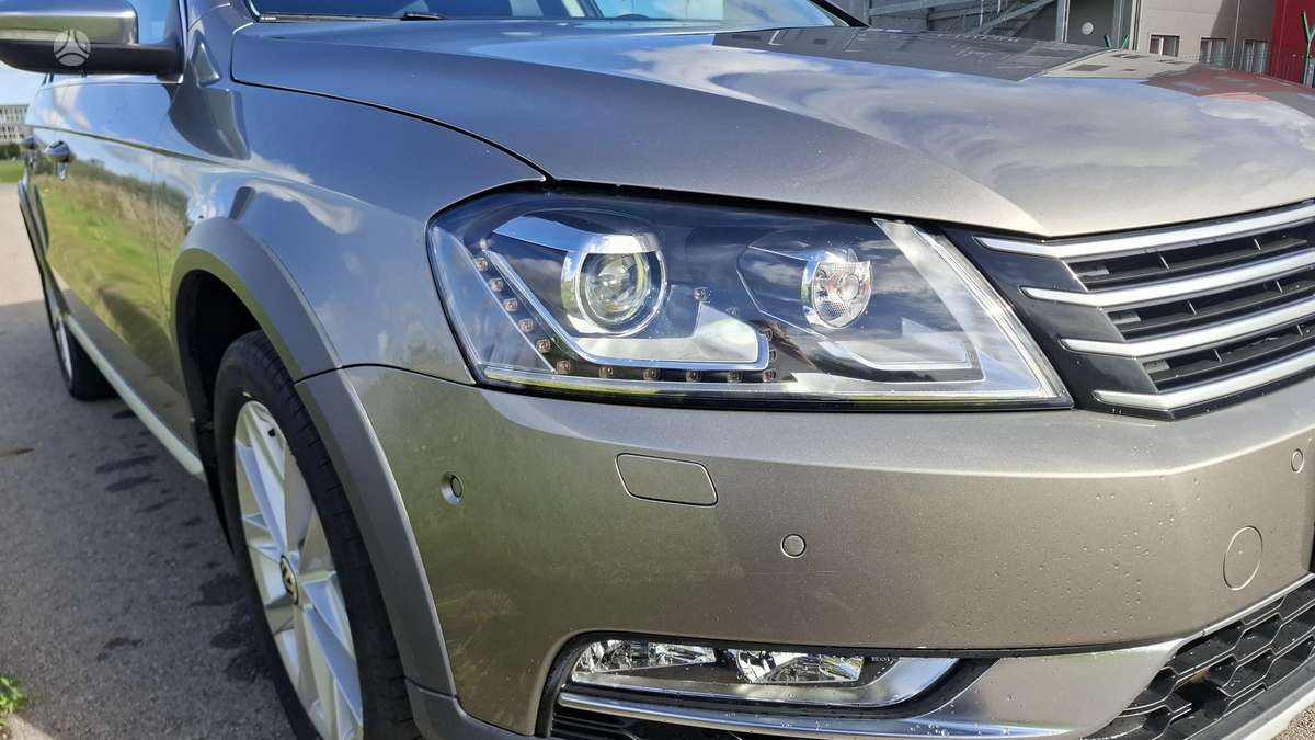 Volkswagen Passat Alltrack - 10
