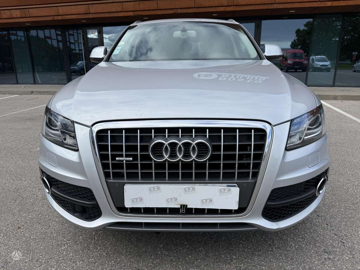 Audi Q5, 2.0 l., Хэтчбек