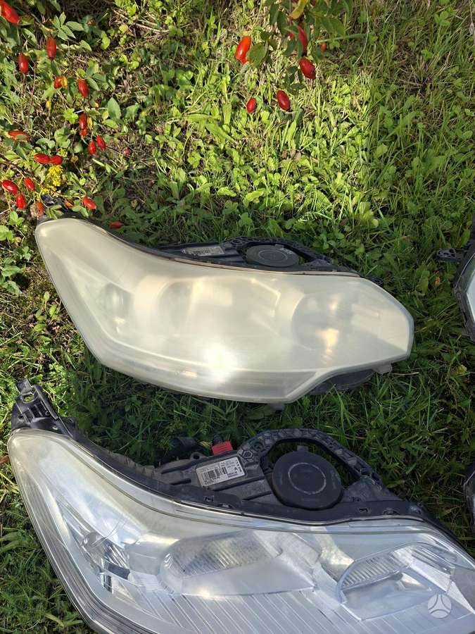 Citroen C5, Priekinis zibintas, lights