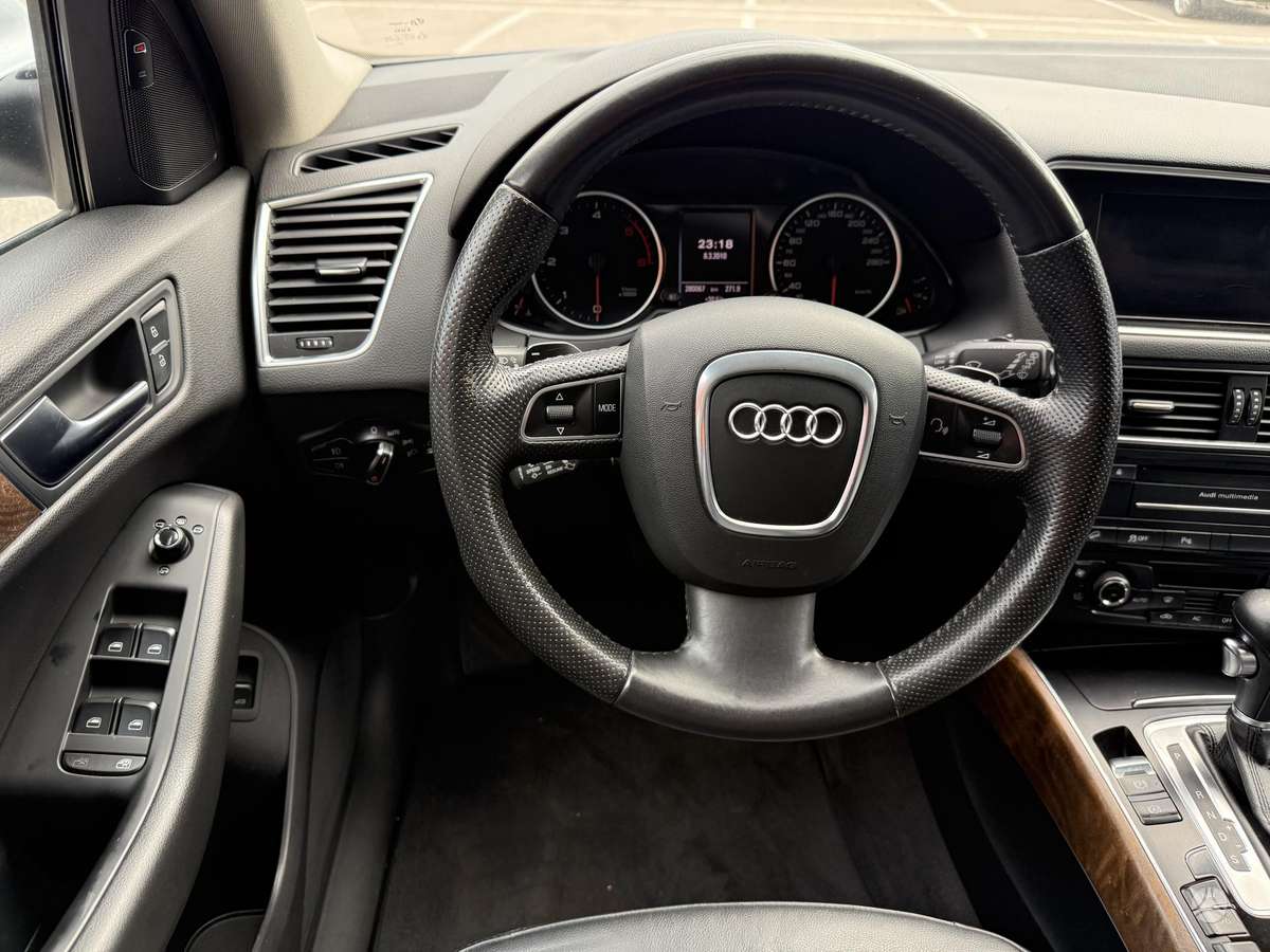 Audi Q5, 2.0 l., Хэтчбек