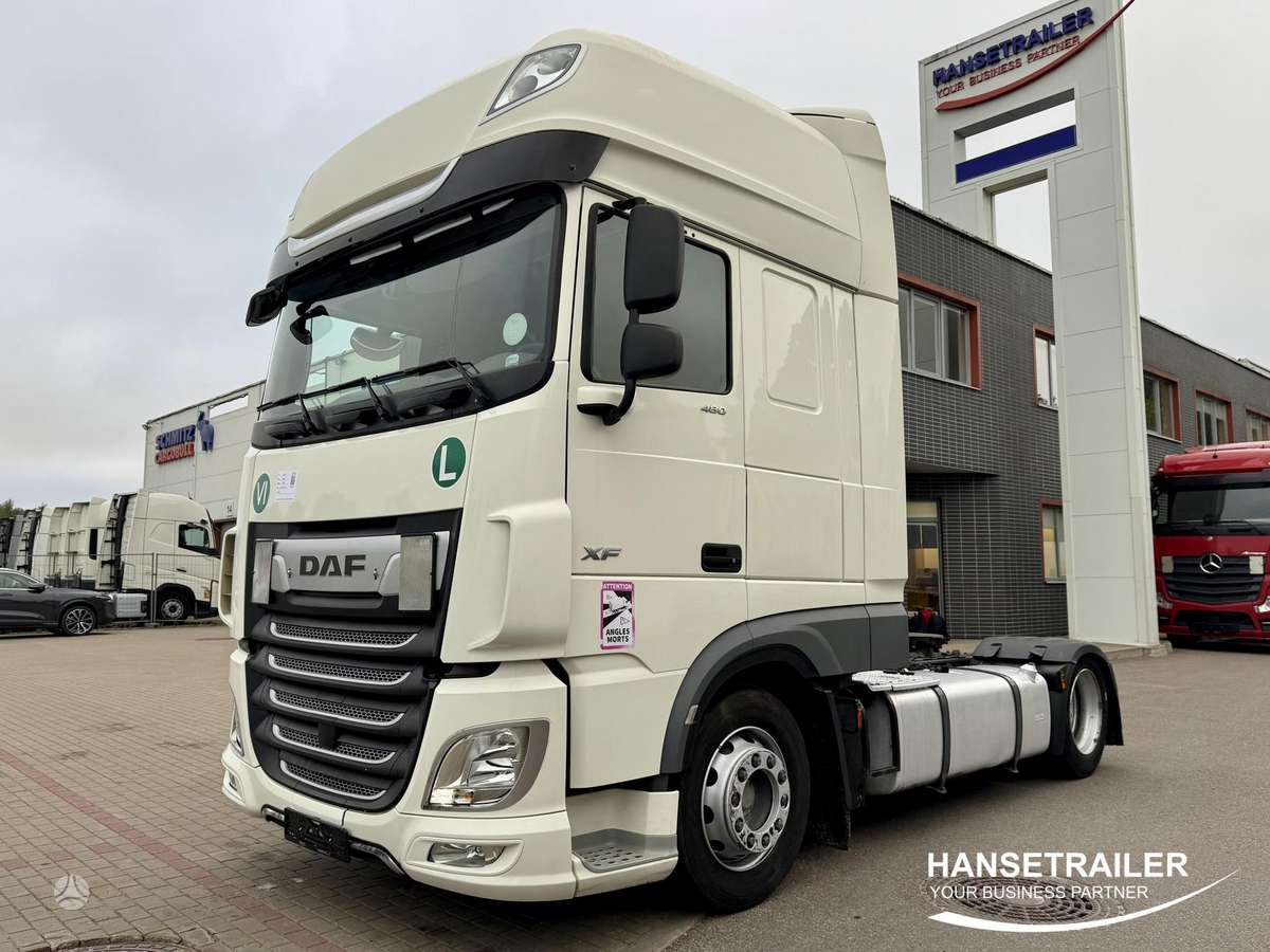 DAF XF 106.480 Mega Low Deck, double sleeper