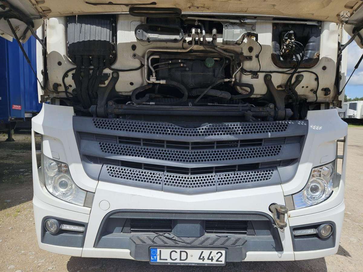 Mercedes-Benz ACTROS 1842, double sleeper