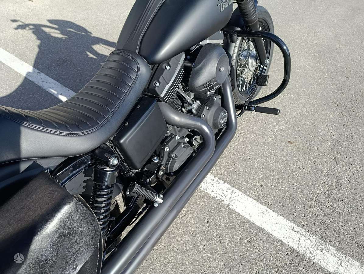 Harley-Davidson Dyna 1690cc, choppers / cruisers / custom