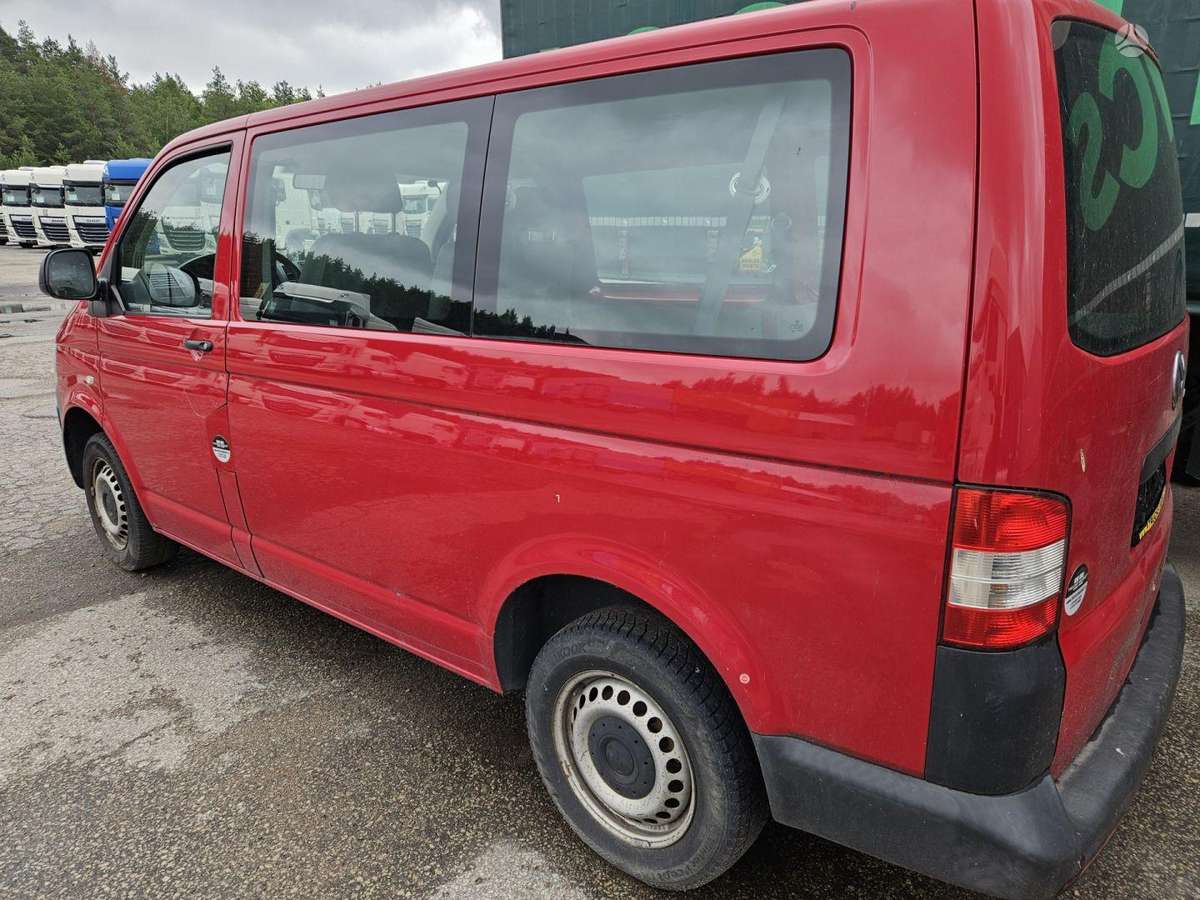 Volkswagen Transporter - 5