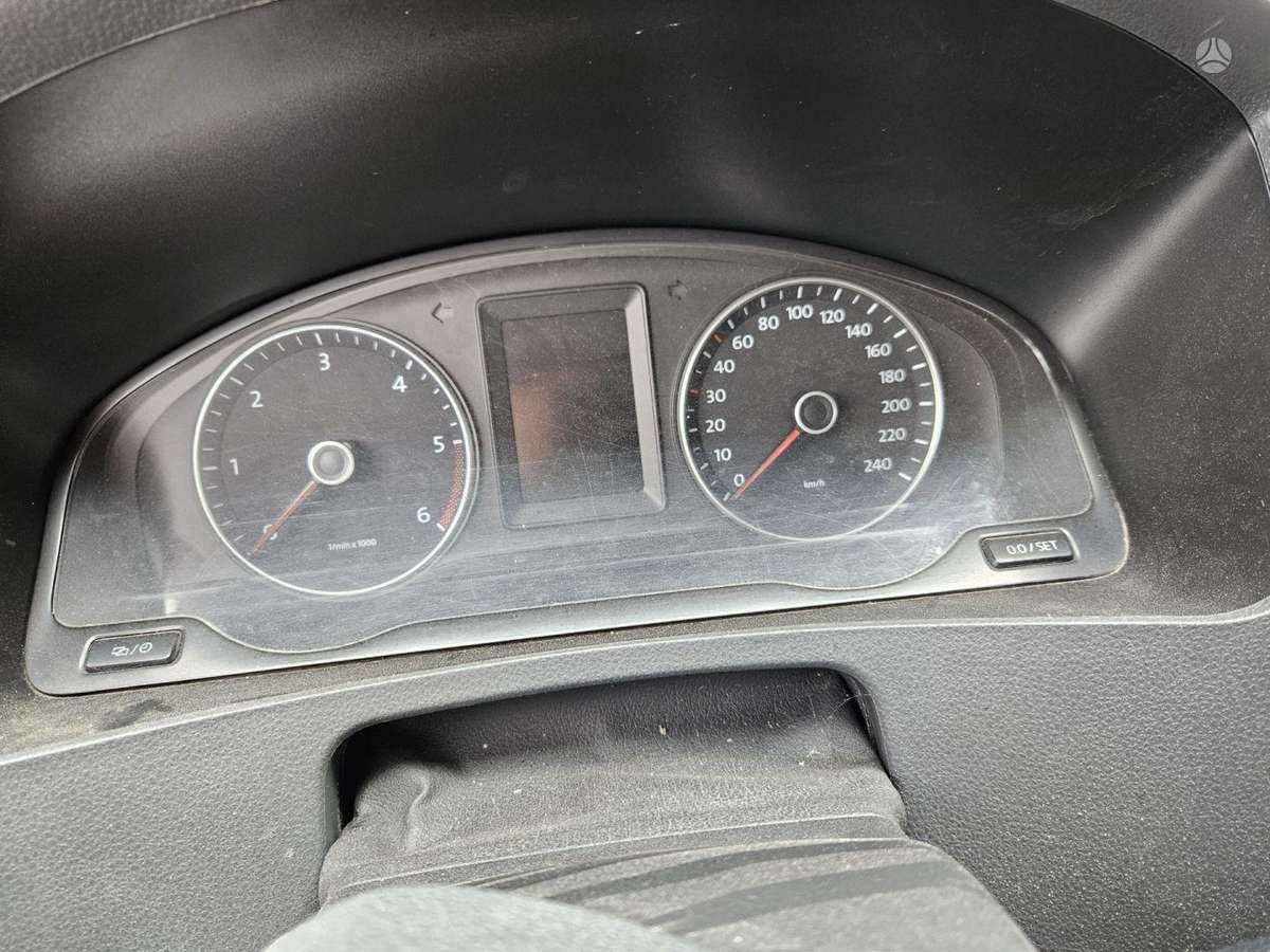 Volkswagen Transporter - 12