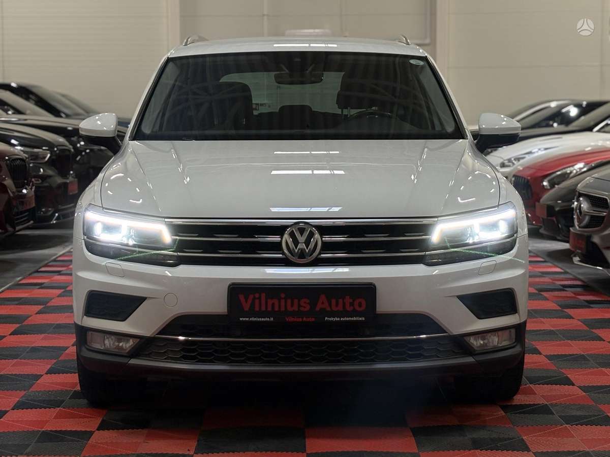 Volkswagen Tiguan - 2