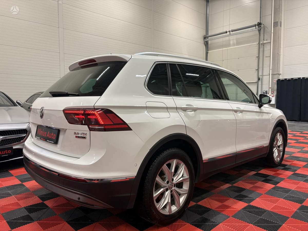 Volkswagen Tiguan - 4