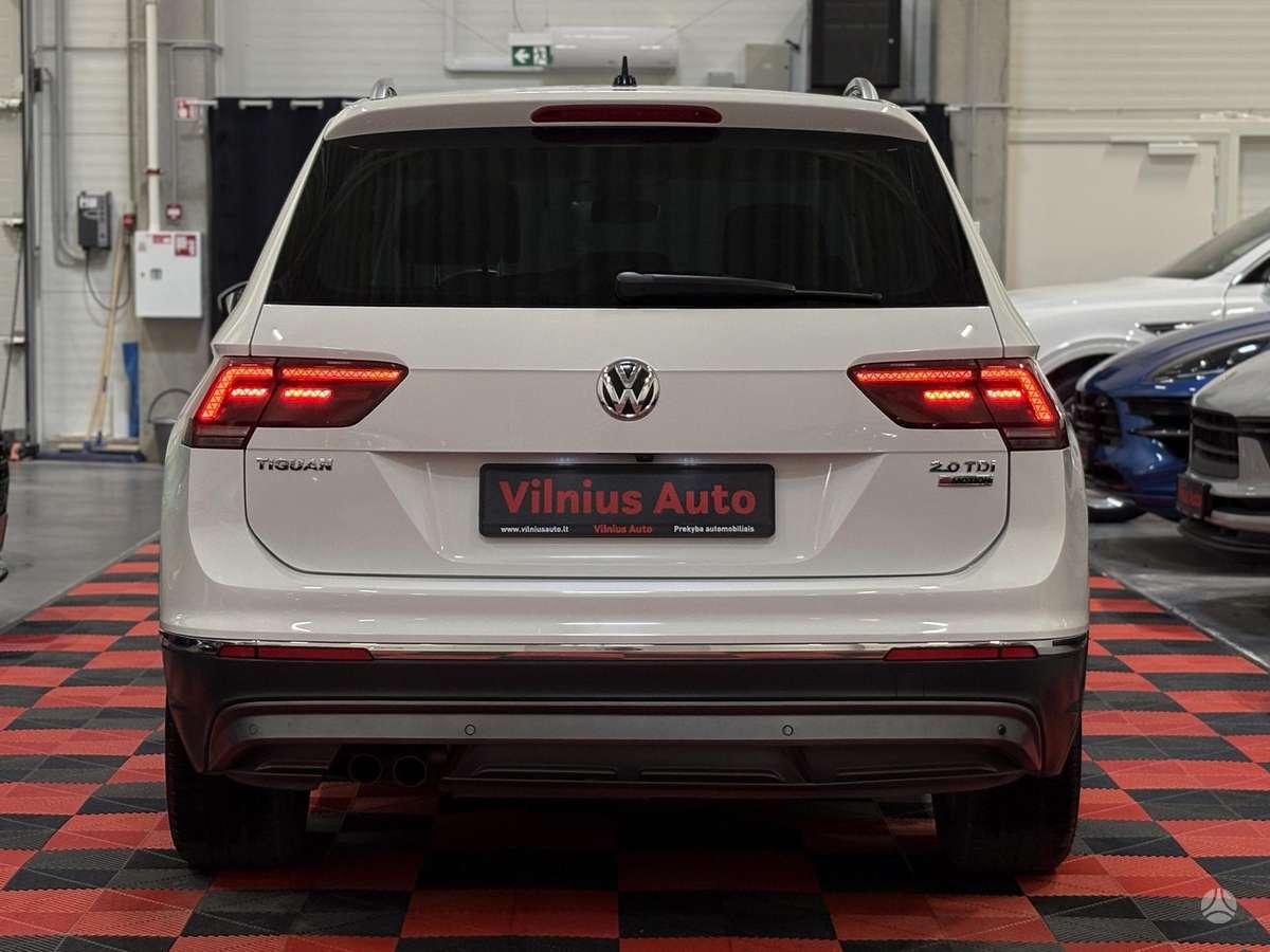 Volkswagen Tiguan - 5