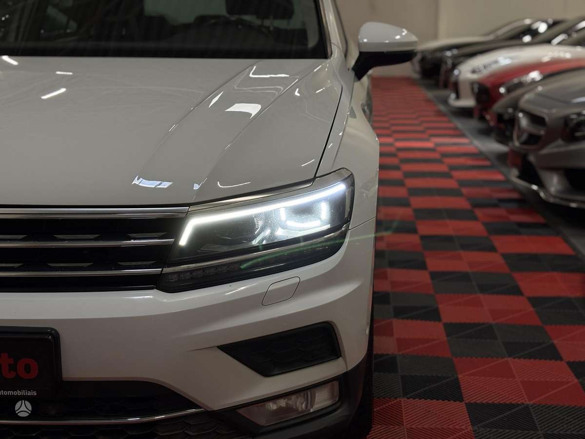 Volkswagen Tiguan - 7