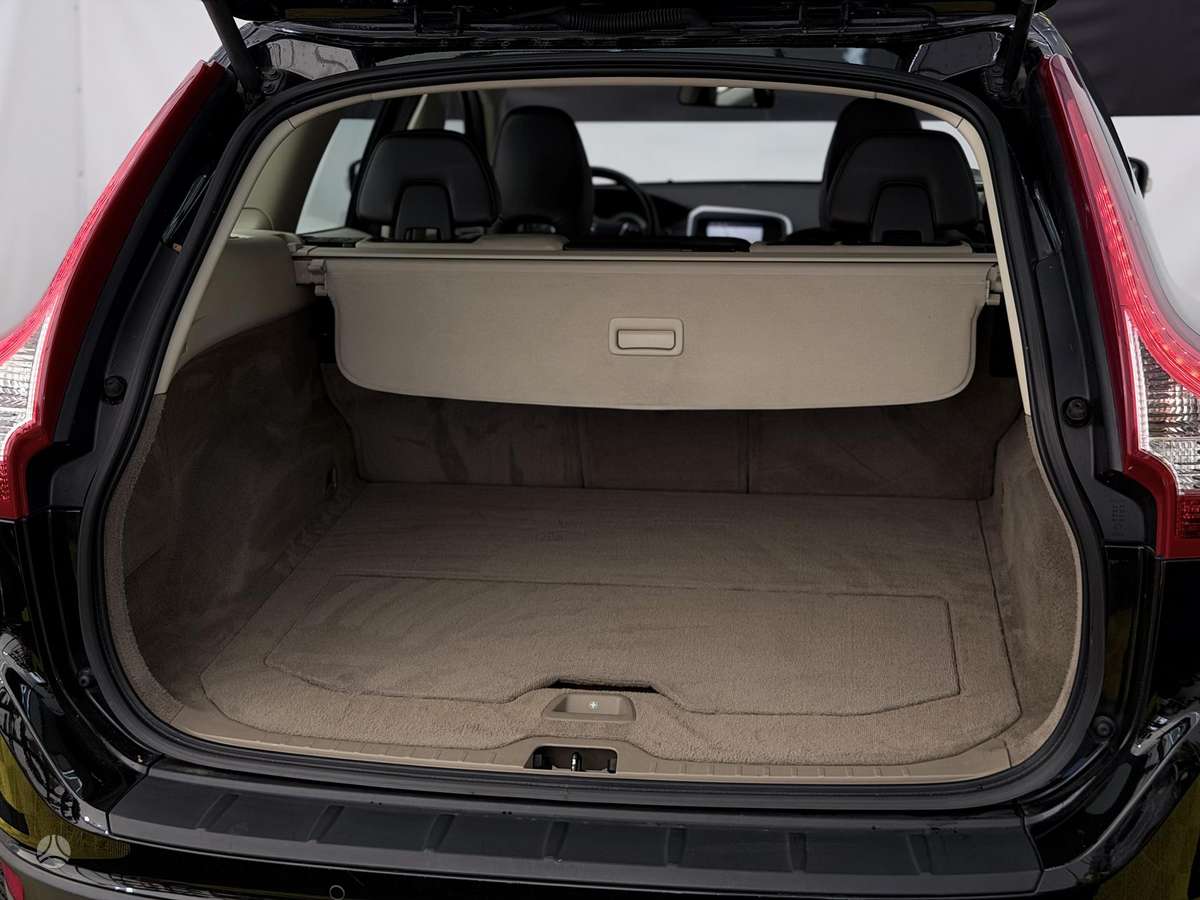 Volvo XC60 - 12
