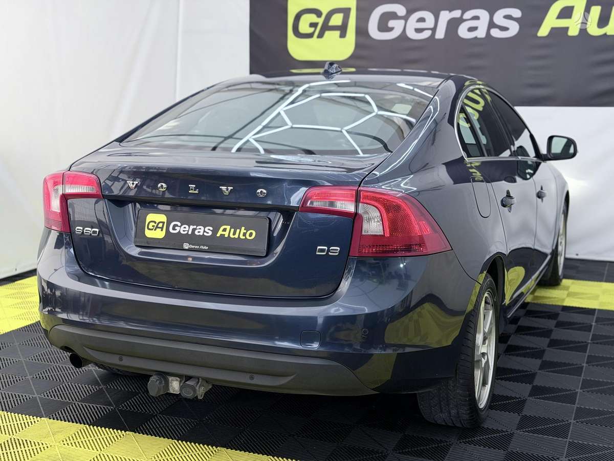 Volvo S60, 2.0 l., Седан