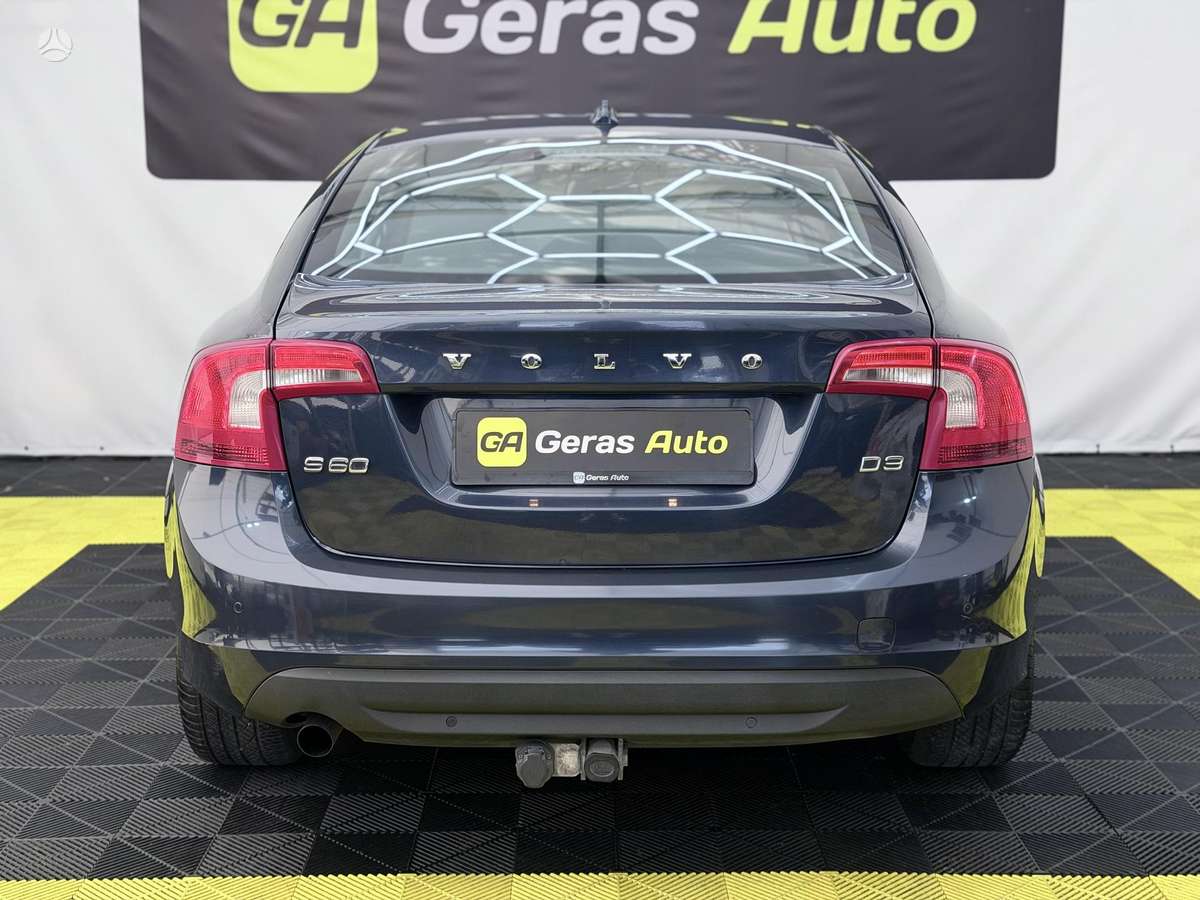 Volvo S60, 2.0 l., Седан