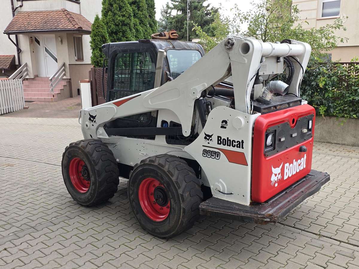 Bobcat S850, mini loaders