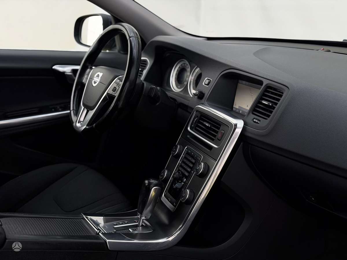 Volvo S60, 2.0 l., Седан