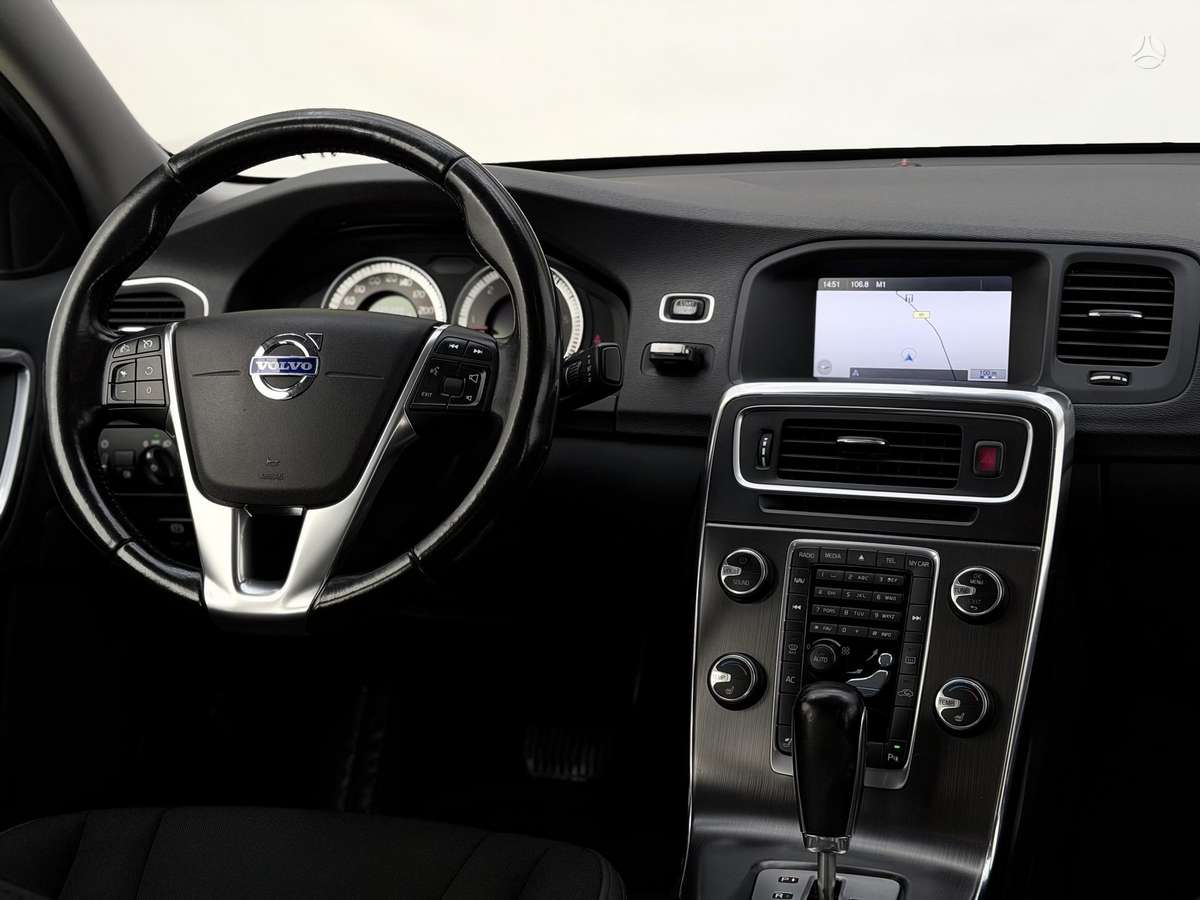 Volvo S60, 2.0 l., Седан