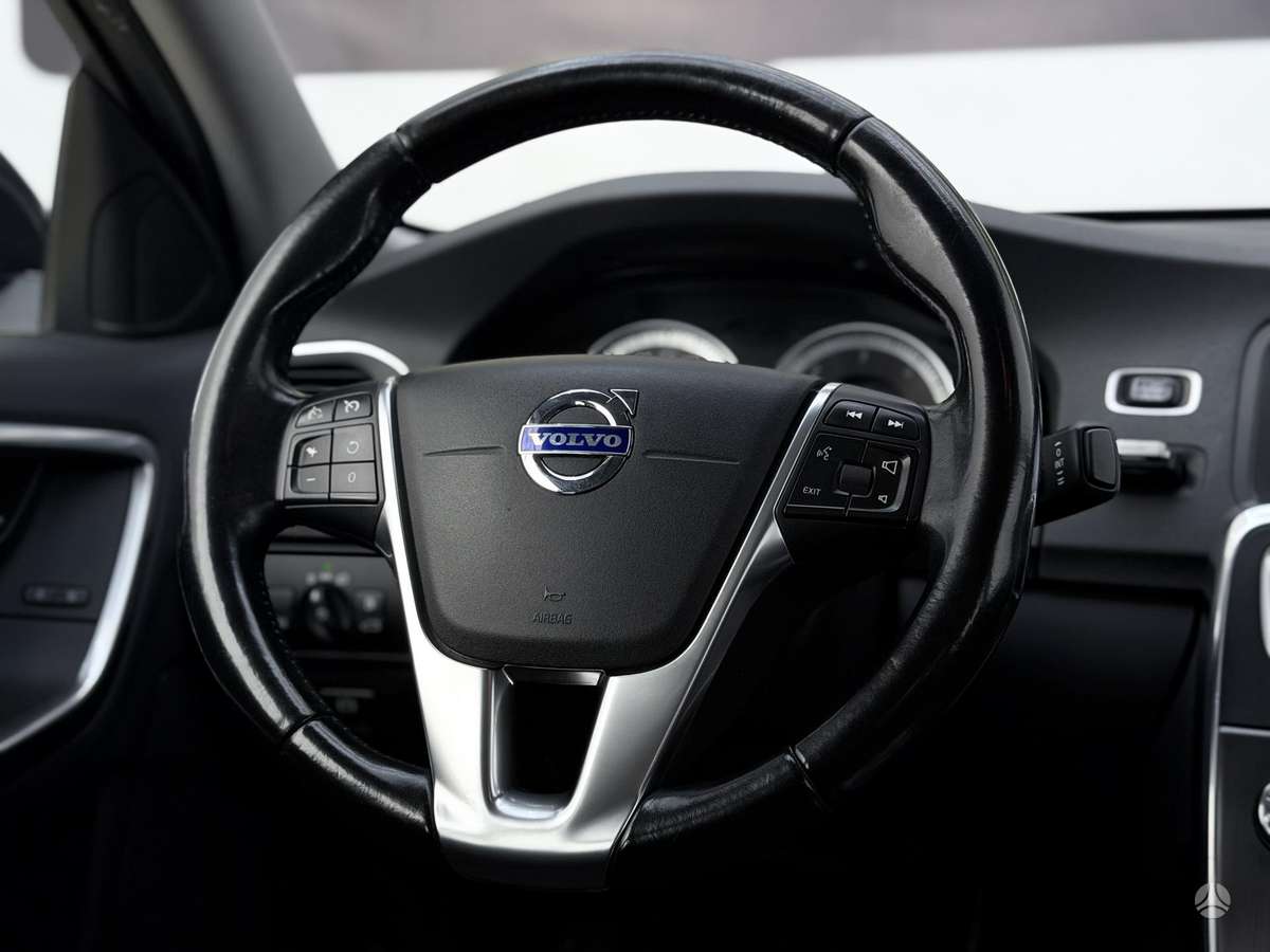 Volvo S60, 2.0 l., Седан