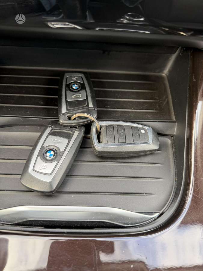 BMW X3, 2.0 l., off-road / crossover
