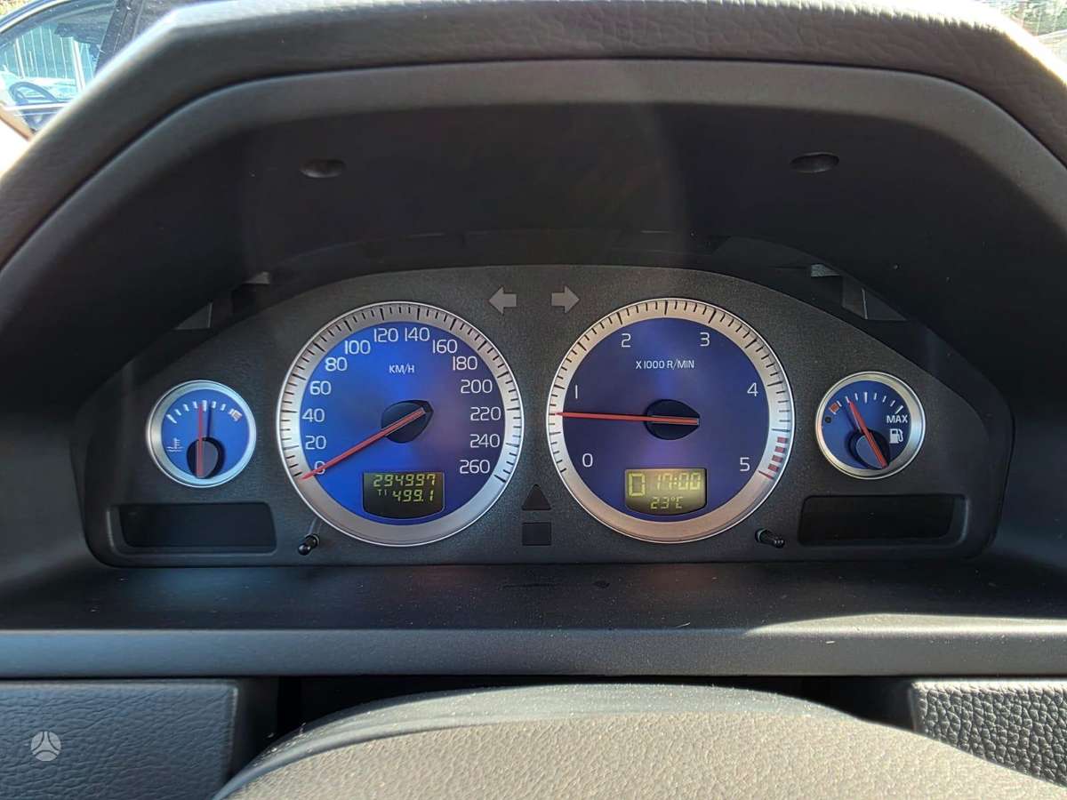Volvo XC90 - 12