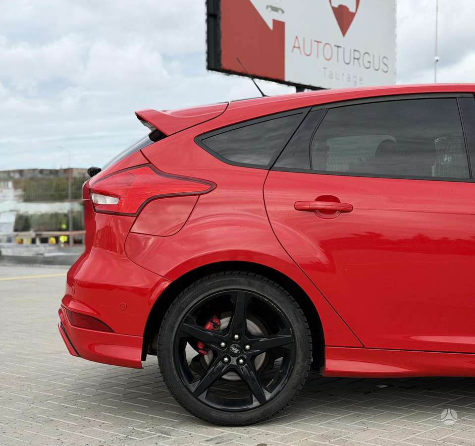 Ford Focus, 2.0 l., hatchback