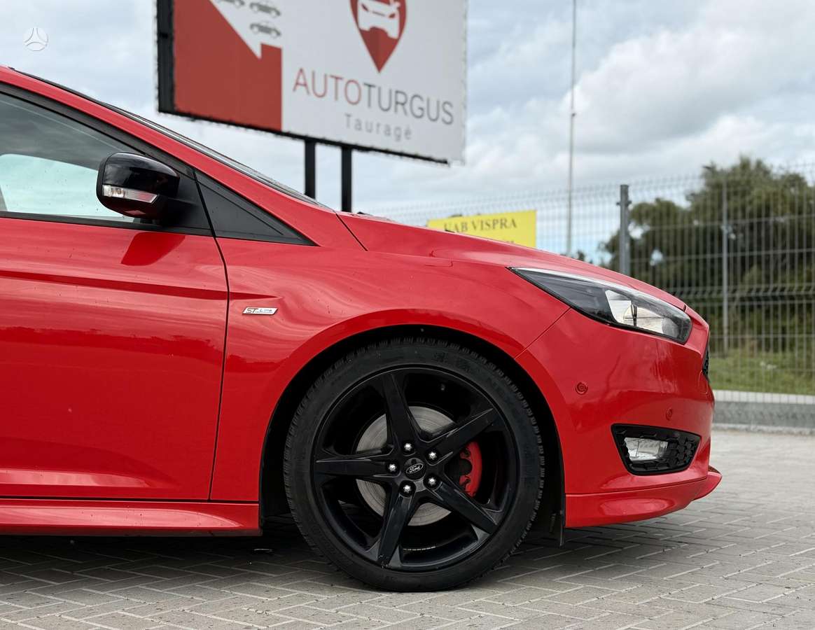 Ford Focus, 2.0 l., hatchback