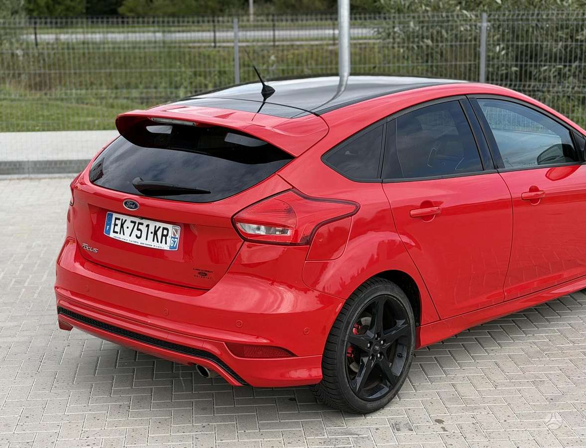 Ford Focus, 2.0 l., hatchback