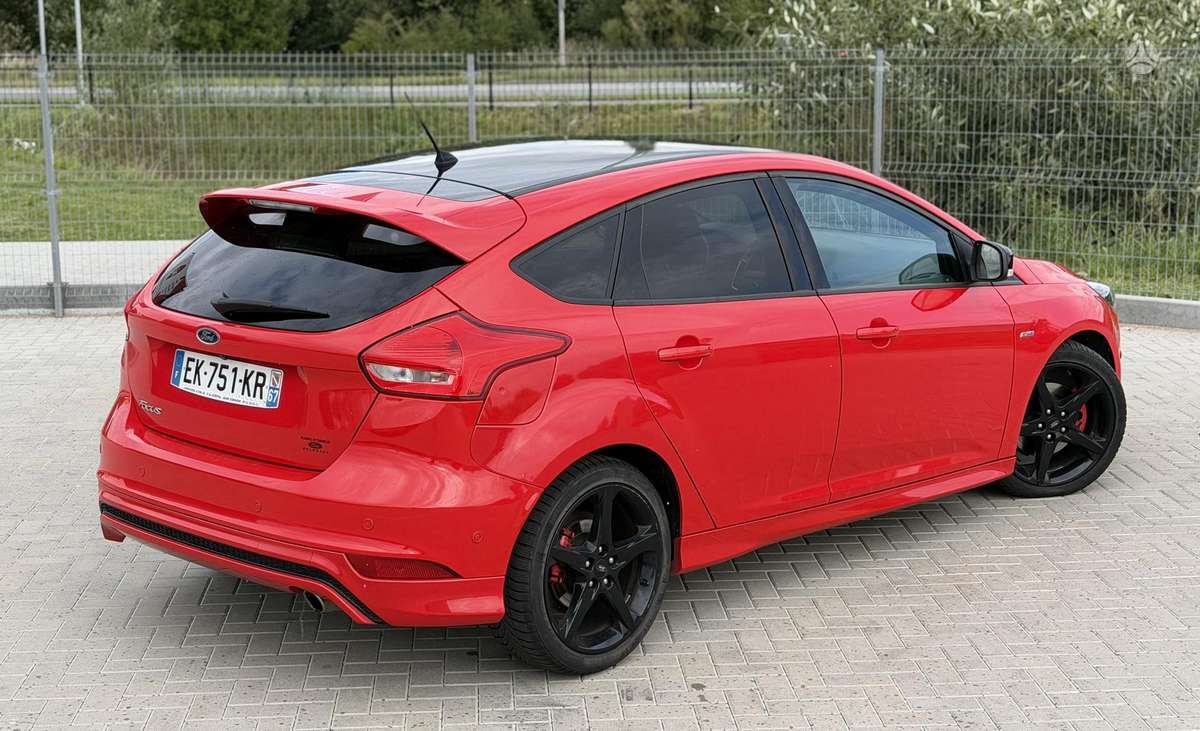 Ford Focus, 2.0 l., hatchback