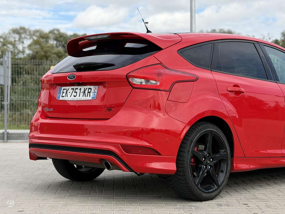 Ford Focus, 2.0 l., hatchback