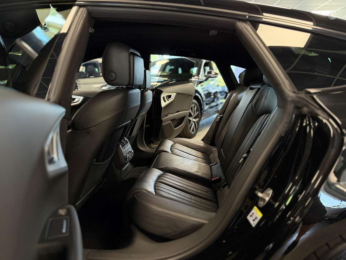 Audi A7, 3.0 l., hatchback