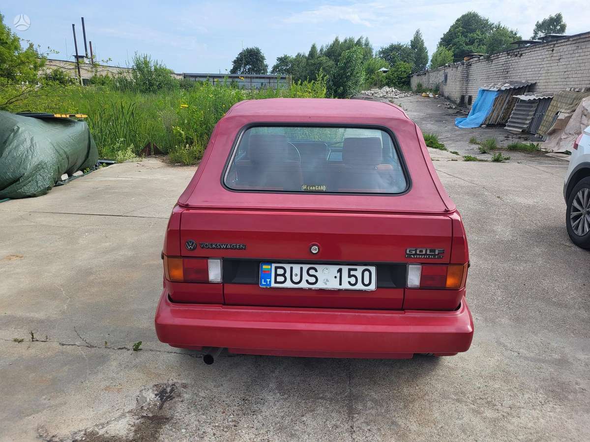 Volkswagen Golf - 4