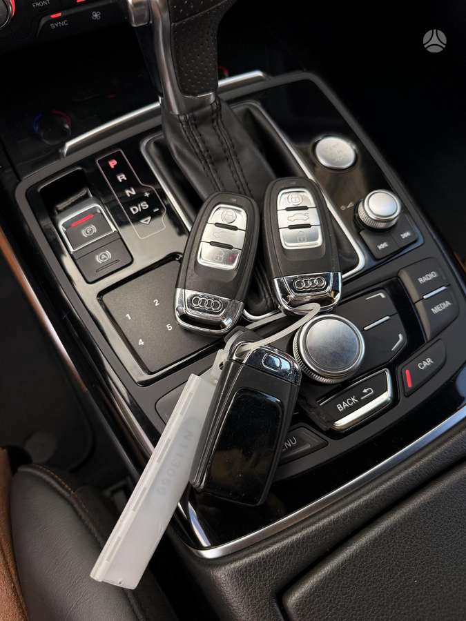 Audi A6, 3.0 l., wagon