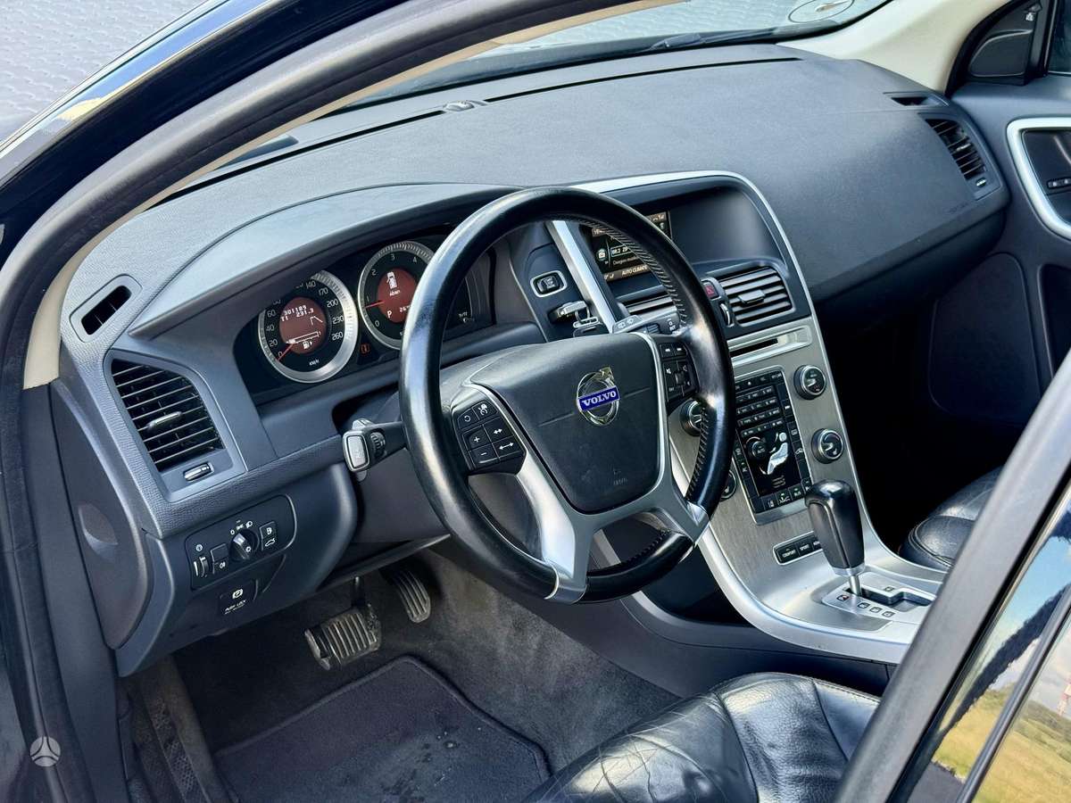 Volvo XC60 - 12