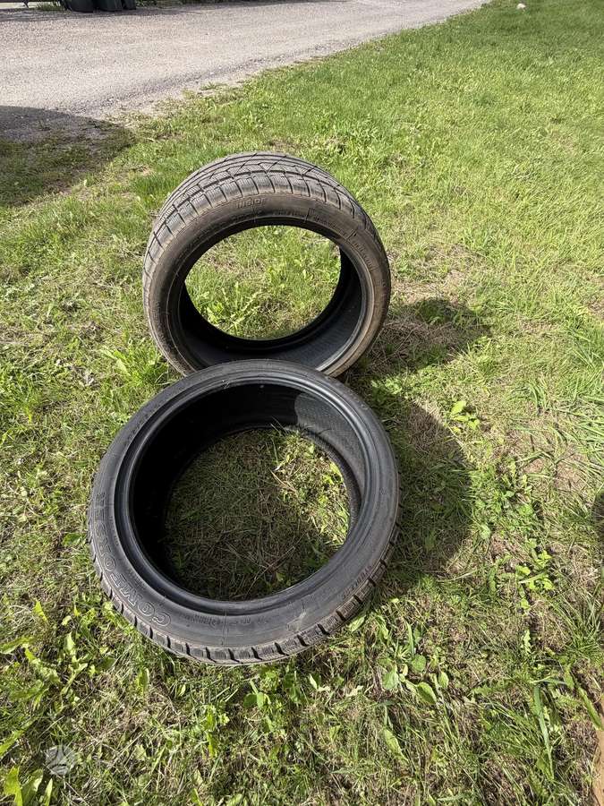 Cover, winter 275/35 R20