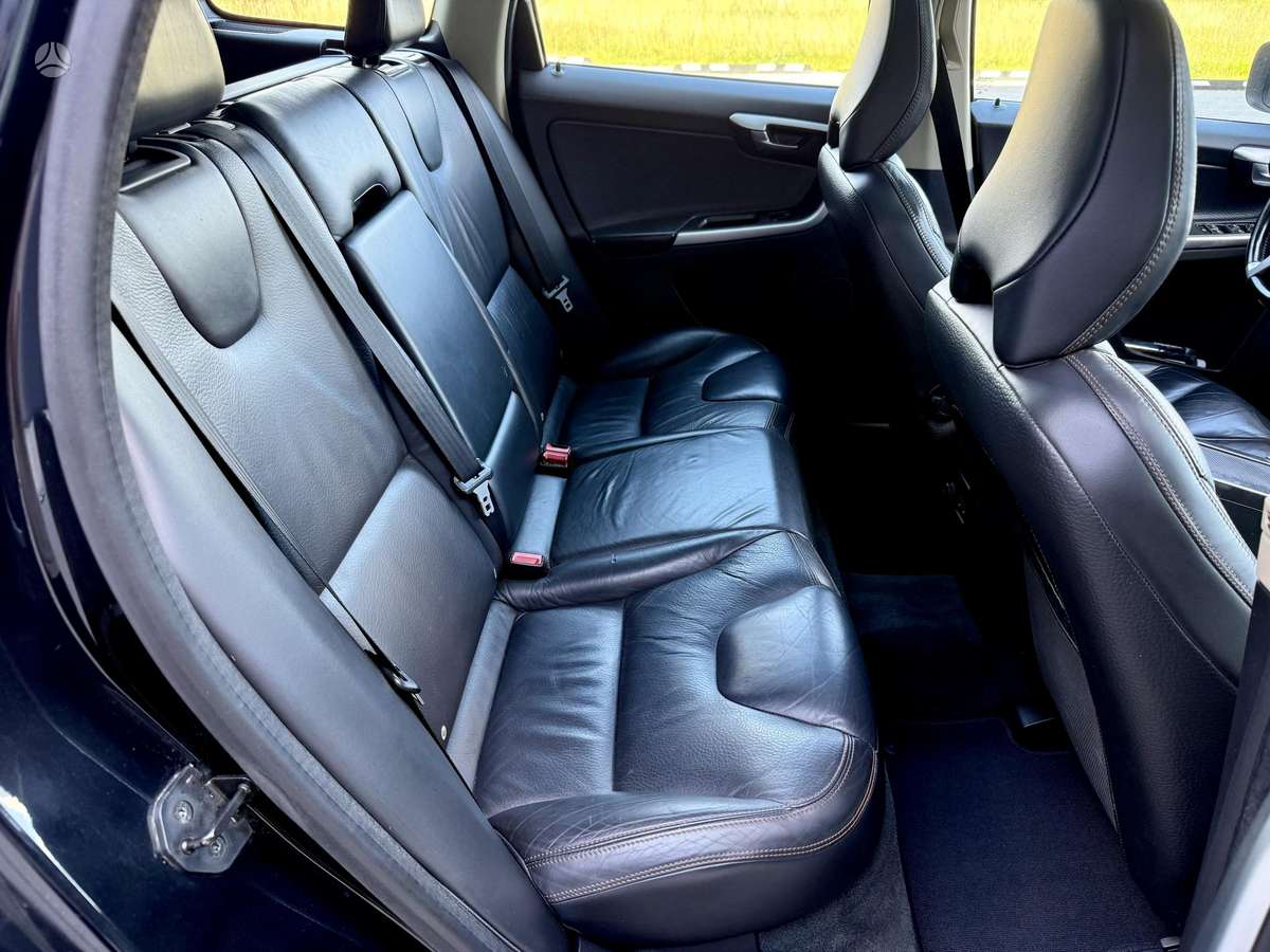 Volvo XC60 - 10