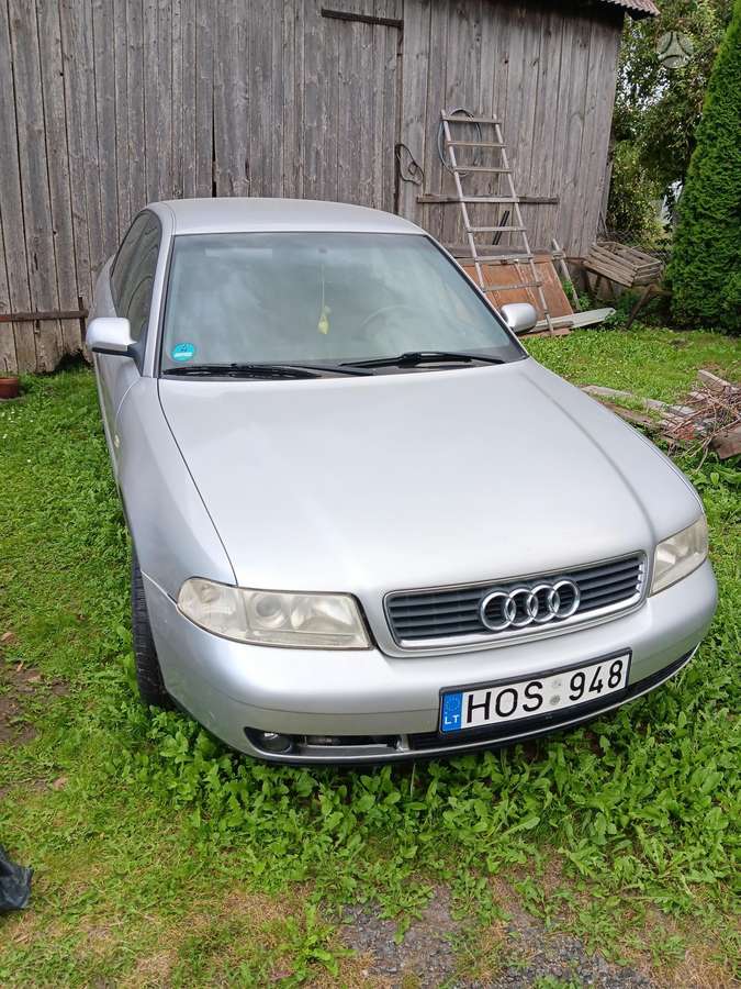 Audi A4, 1.6 l., Седан