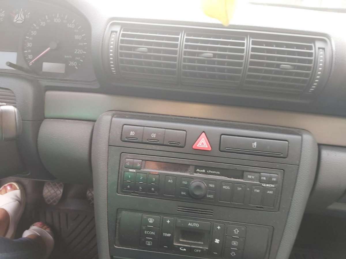 Audi A4, 1.6 l., Седан