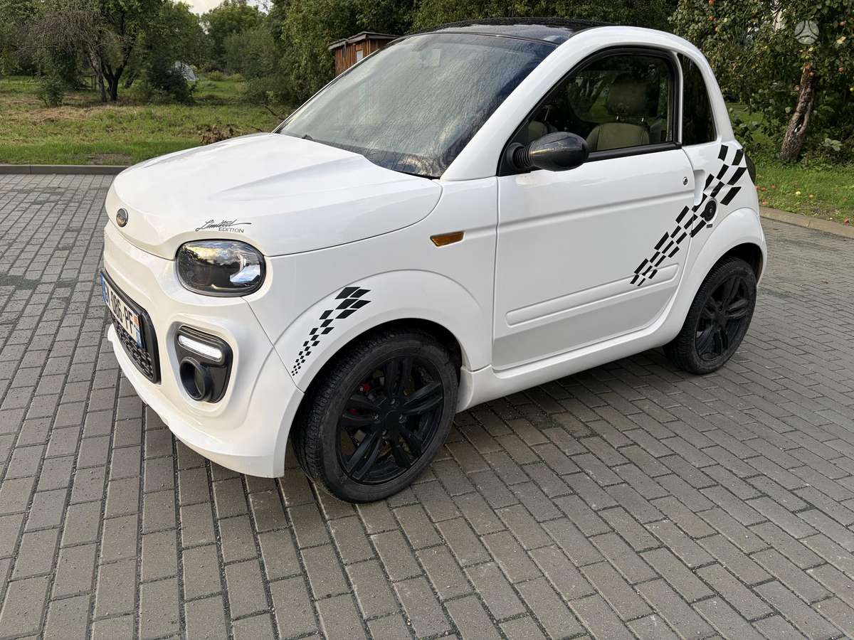 Microcar DUE, 0.5 l., Хэтчбек
