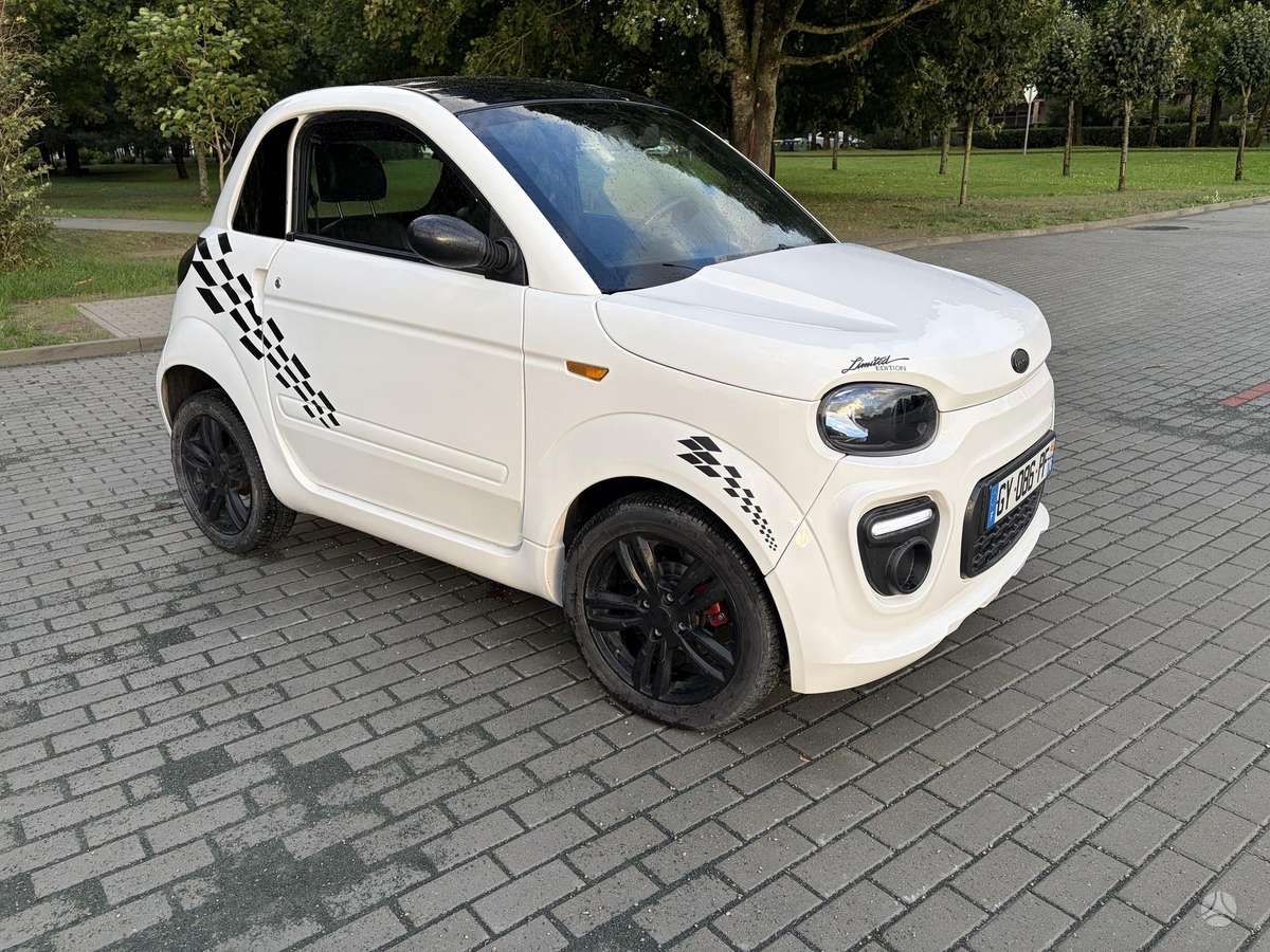 Microcar DUE, 0.5 l., Хэтчбек
