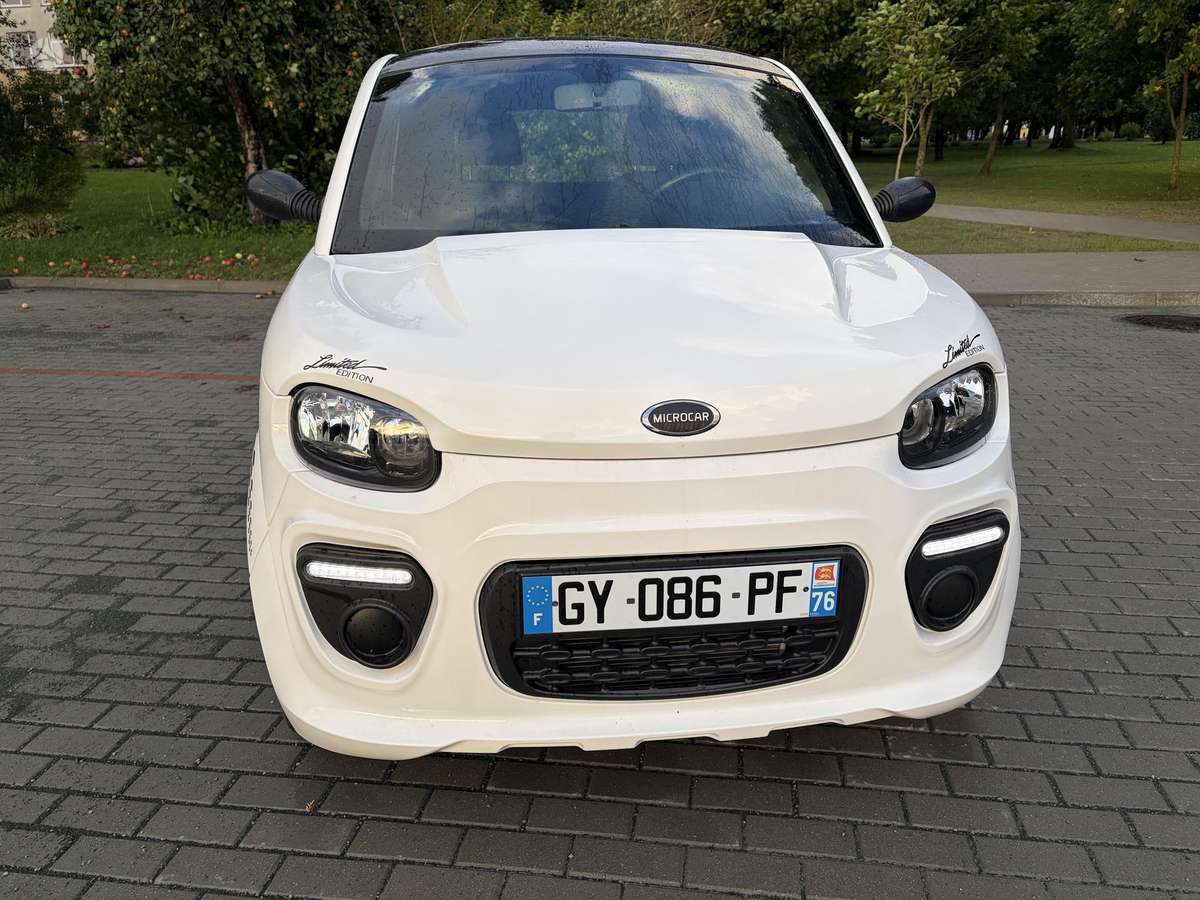 Microcar DUE, 0.5 l., Хэтчбек