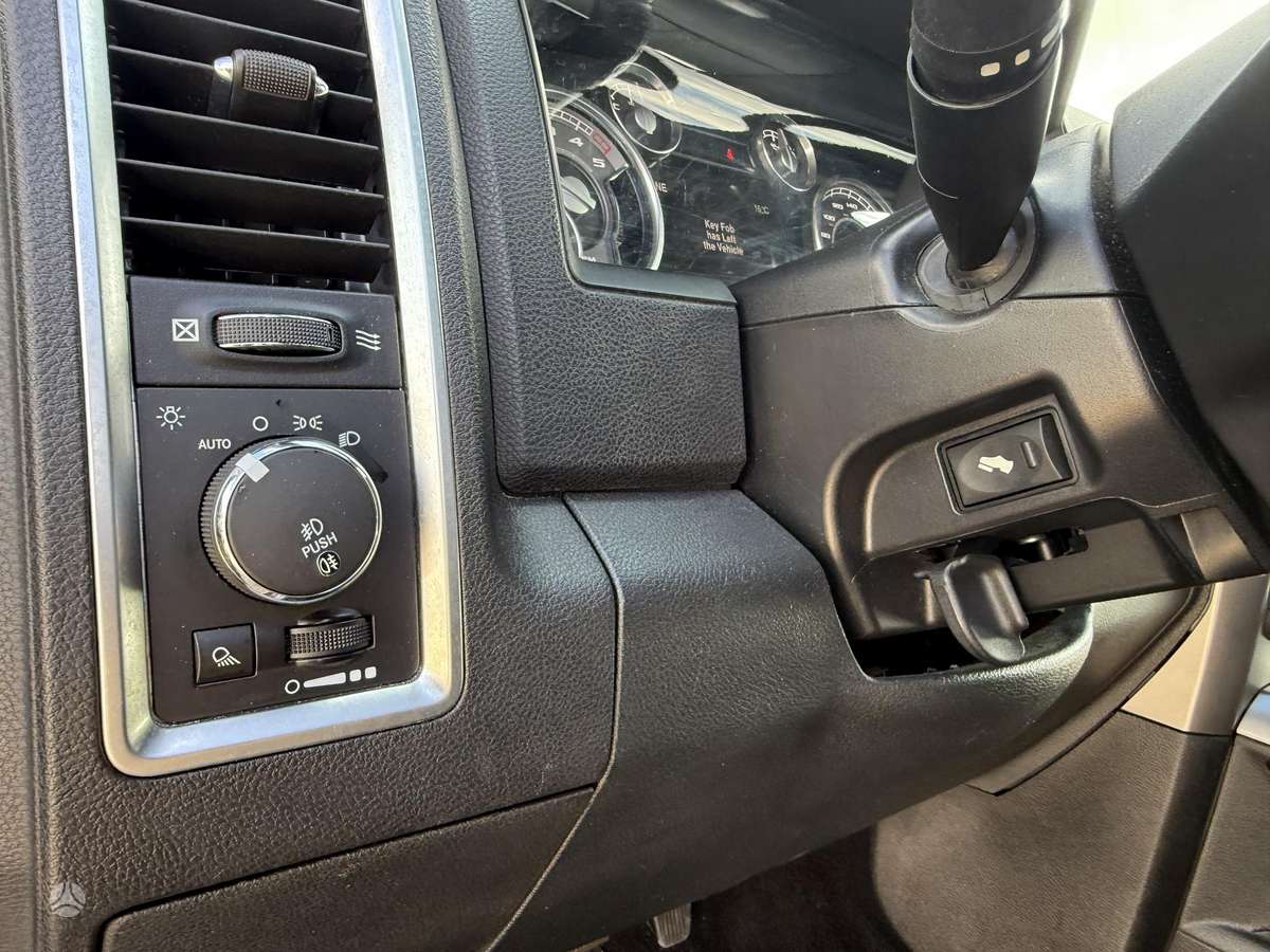 Dodge Ram, 3.0 l., Внедорожник / Кроссовер