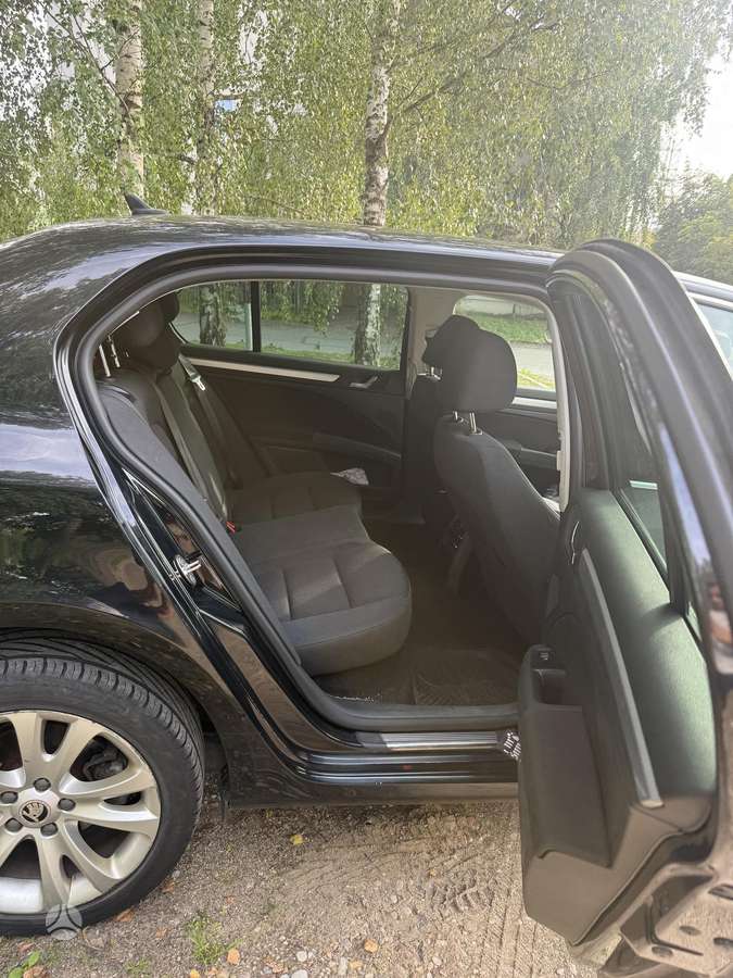Škoda Superb - 10