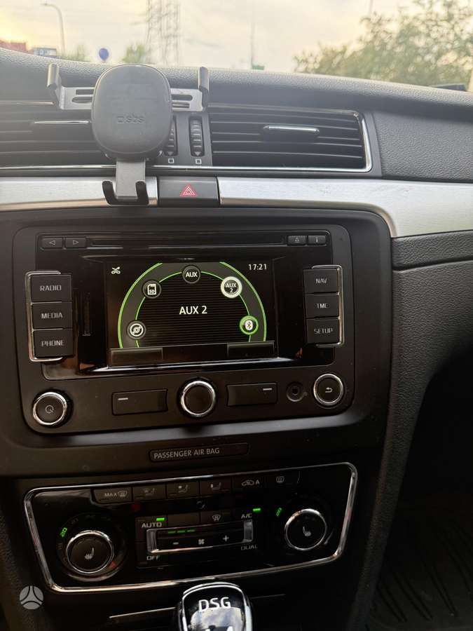 Skoda Superb, 2.0 l., Седан