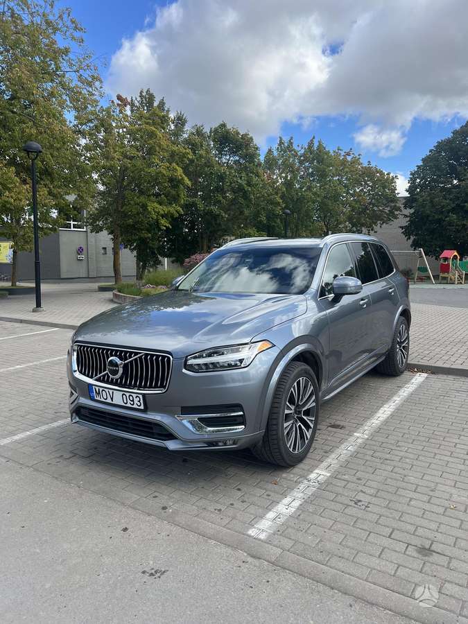 Volvo XC90 - 1